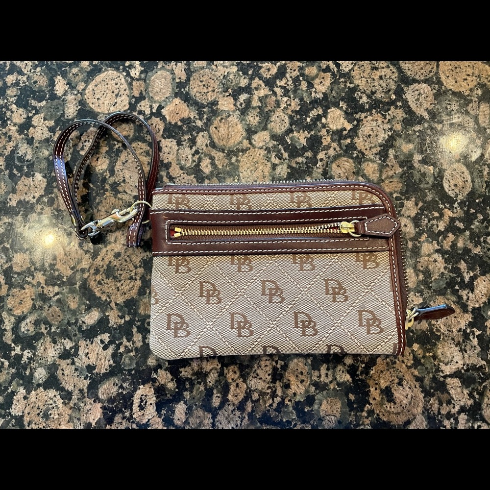 Dooney and Bourke wristlet